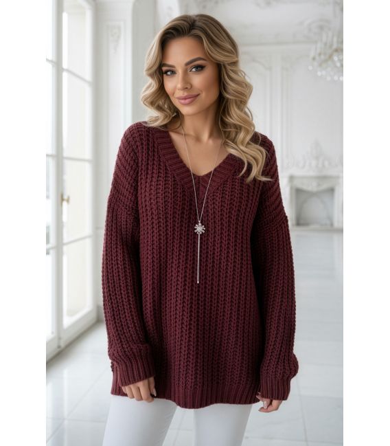  661-1 Ciepły sweter oversize o mięsistym splocie i dekolcie V - bordowy 