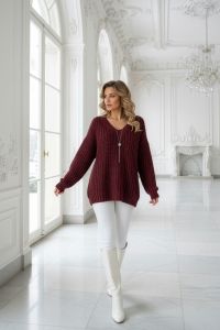  661-1 Ciepły sweter oversize o mięsistym splocie i dekolcie V - bordowy 