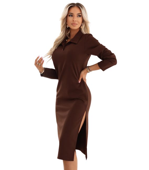  649-1 Elegancka sukienka midi z kołnierzykiem i rozcięciem z boku - czekoladowa 
